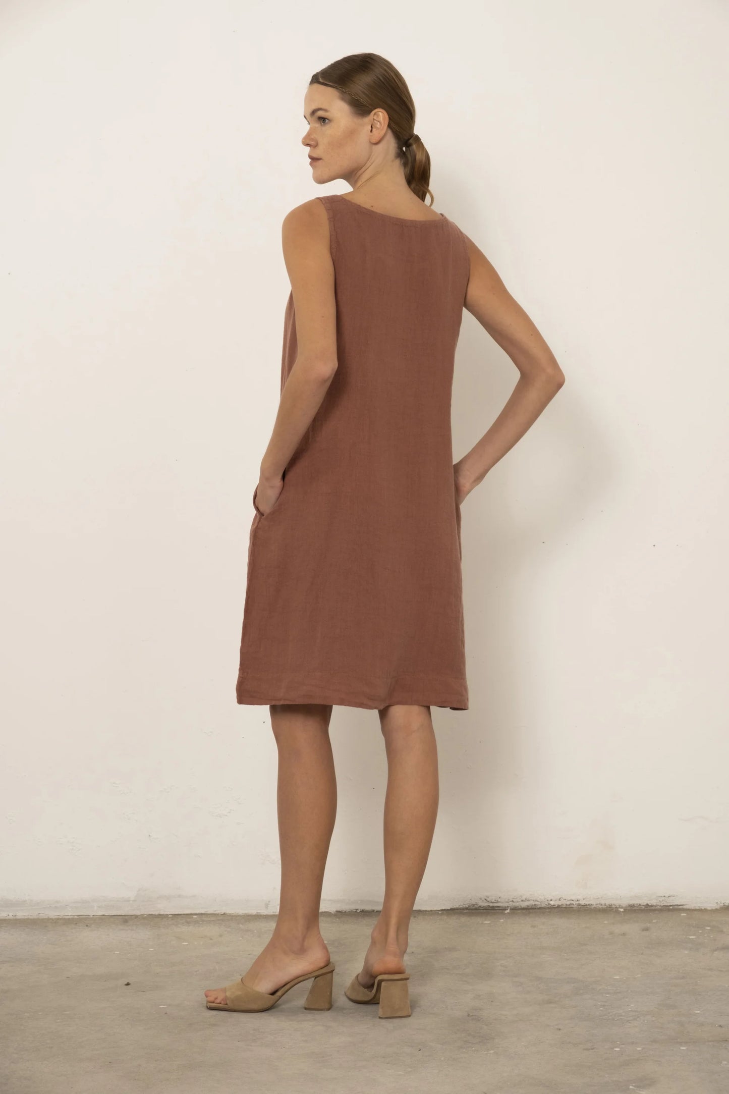 Linen Sleeveless Dress Dry Rose color