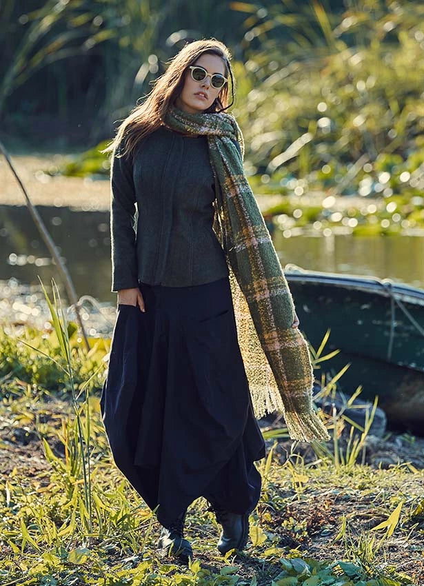 Oversize Pockets Elastic Waist Black Skirt