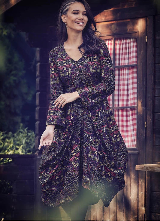 Boho Big Pockets Tie Waist V Neckline Ethnic Print Dress