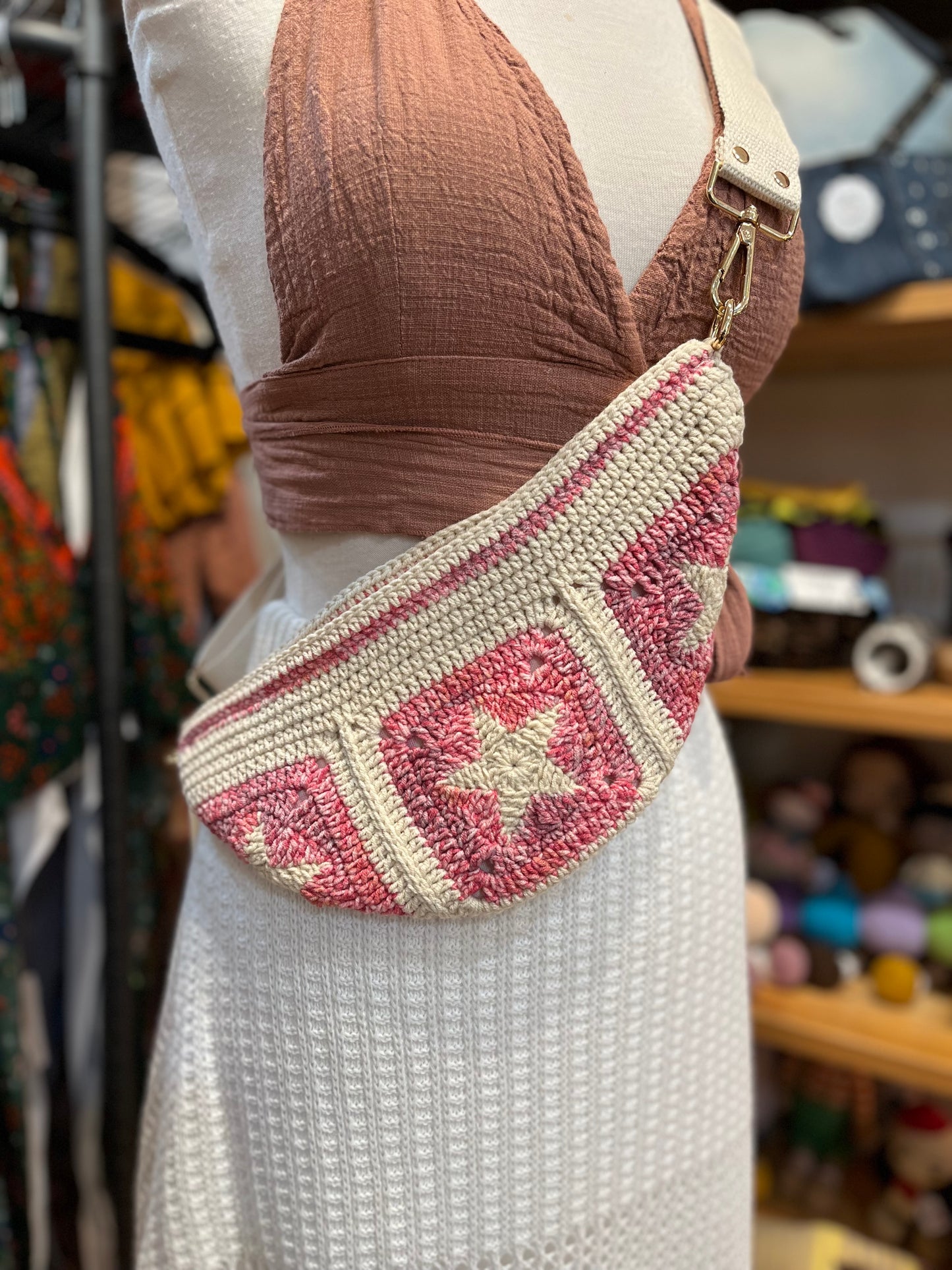 Hand Crochet Crossbody Adjustable Bag Pink Star