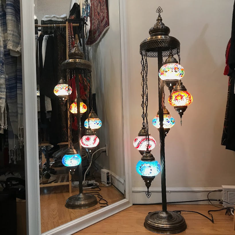 Standing Spiral Globe Lamp