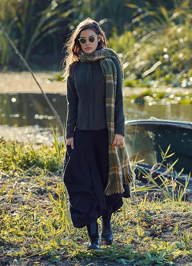 Oversize Pockets Elastic Waist Black Skirt