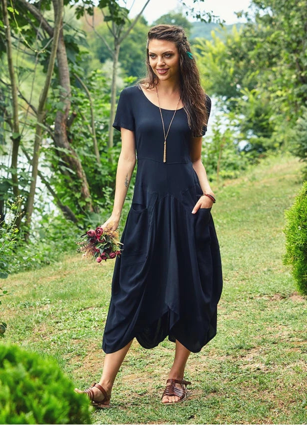 Bohemian Style Pocket Half Sleeve Long Black Dress