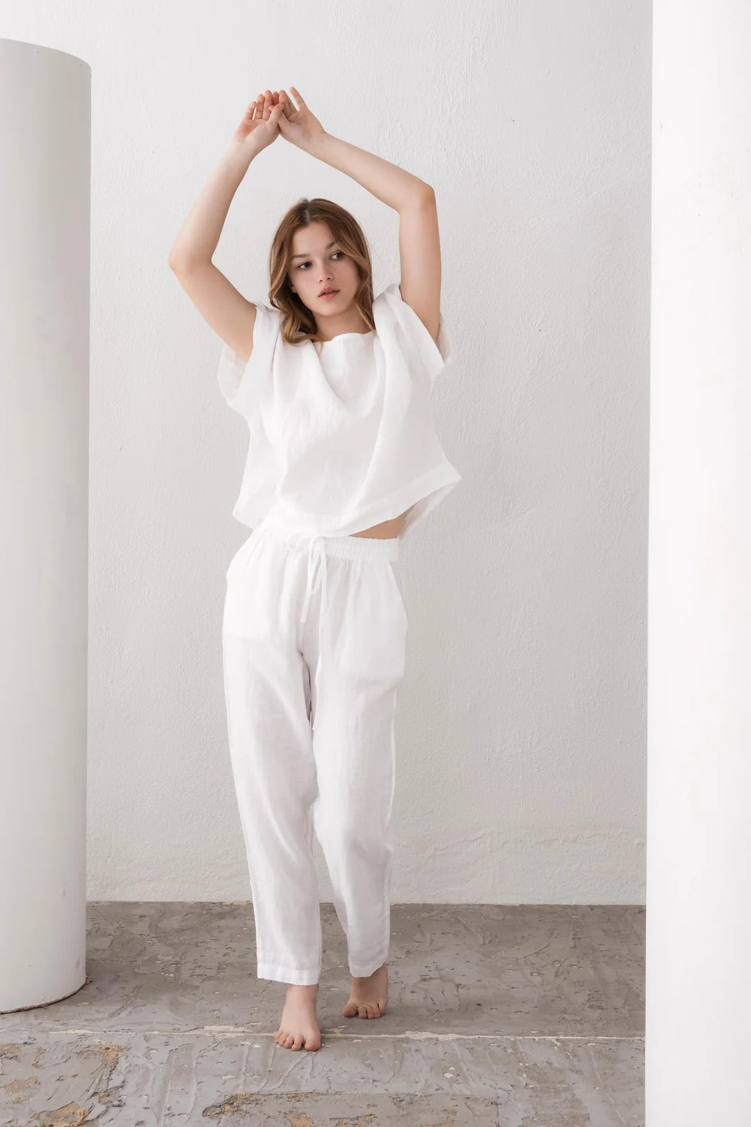 Carrot Cut Linen Pants White