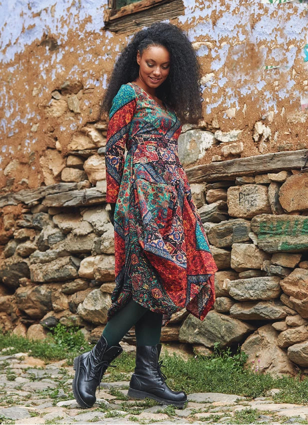 Black Babil V Neckline Long Sleeve Dress